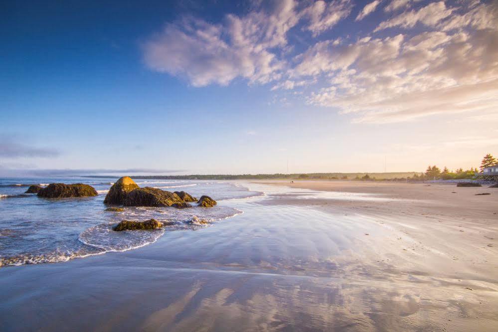 Quarterdeck Beachside Villas & Lofts Summerville Centre エクステリア 写真
