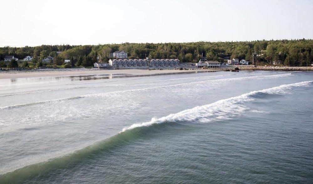 Quarterdeck Beachside Villas & Lofts Summerville Centre エクステリア 写真